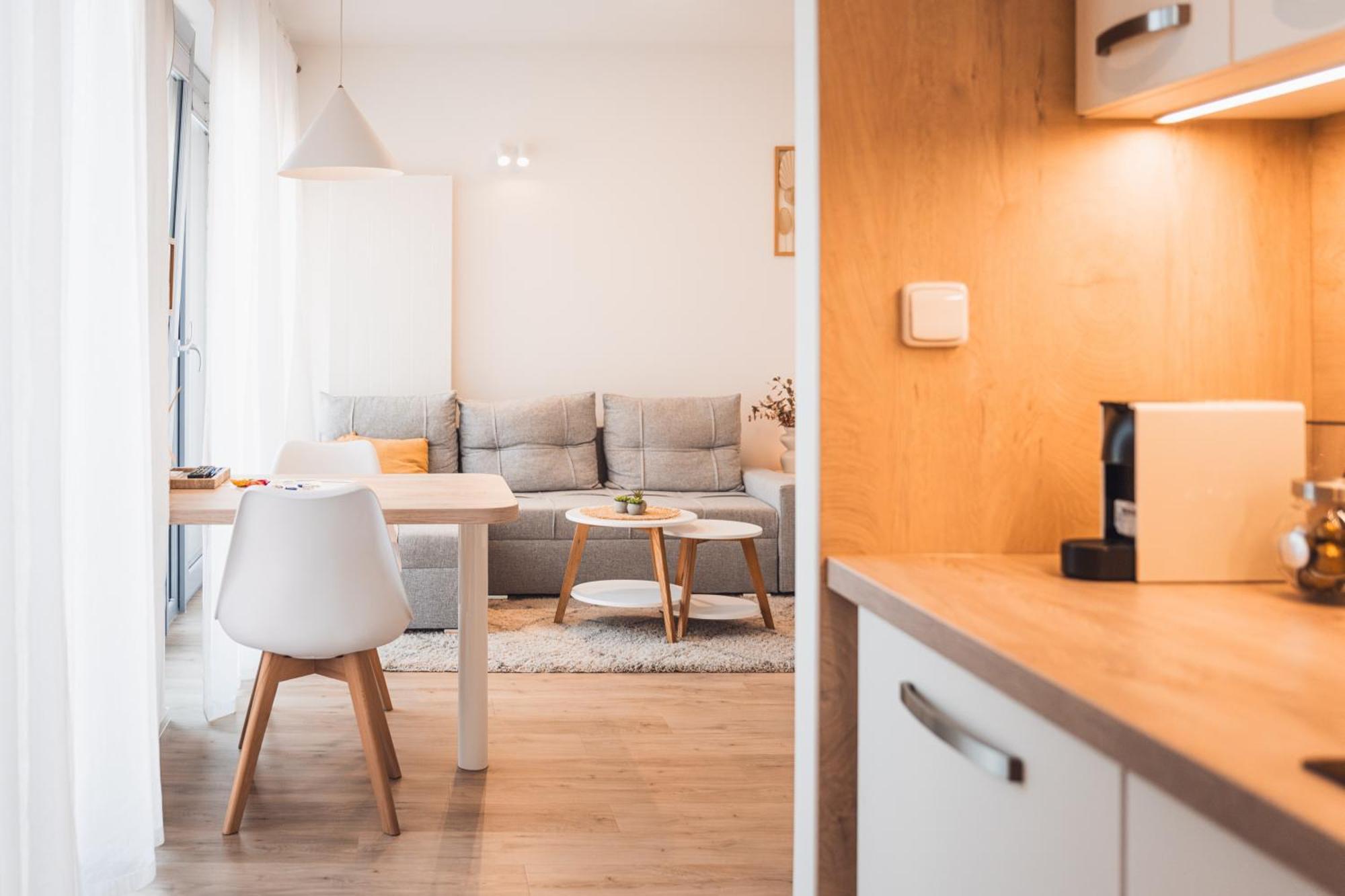 Rezidence Sadova Zlin Apartment Luaran gambar