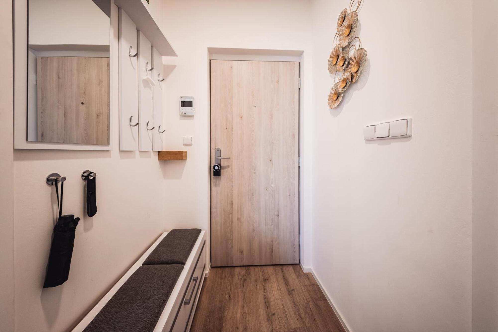 Rezidence Sadova Zlin Apartment Luaran gambar